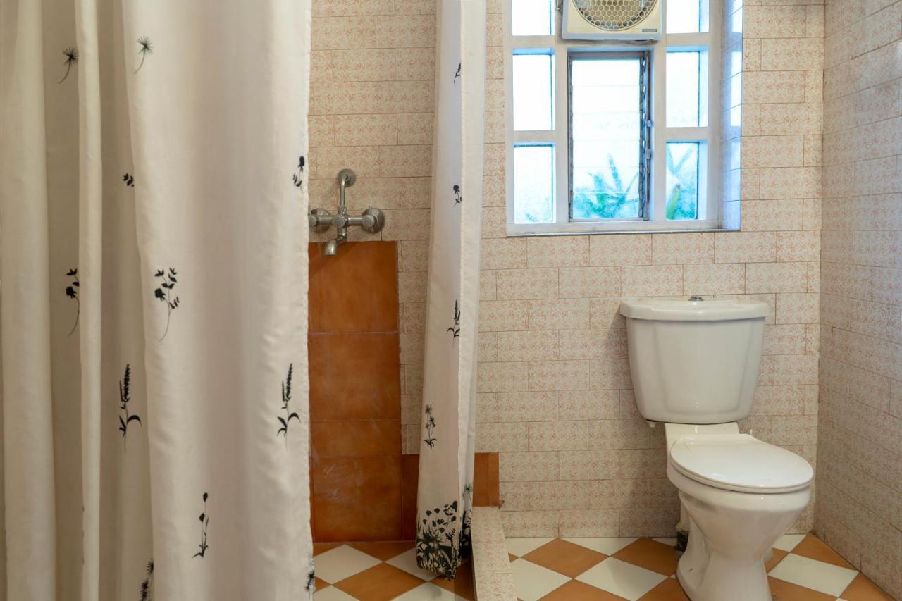 Giri Homestay By Vista Rooms ジャイプール エクステリア 写真